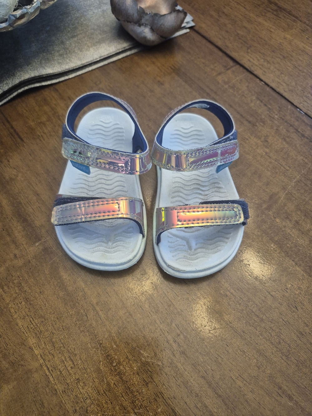Native Shoes Kids Iridescent Strap Sandals - White Footbed